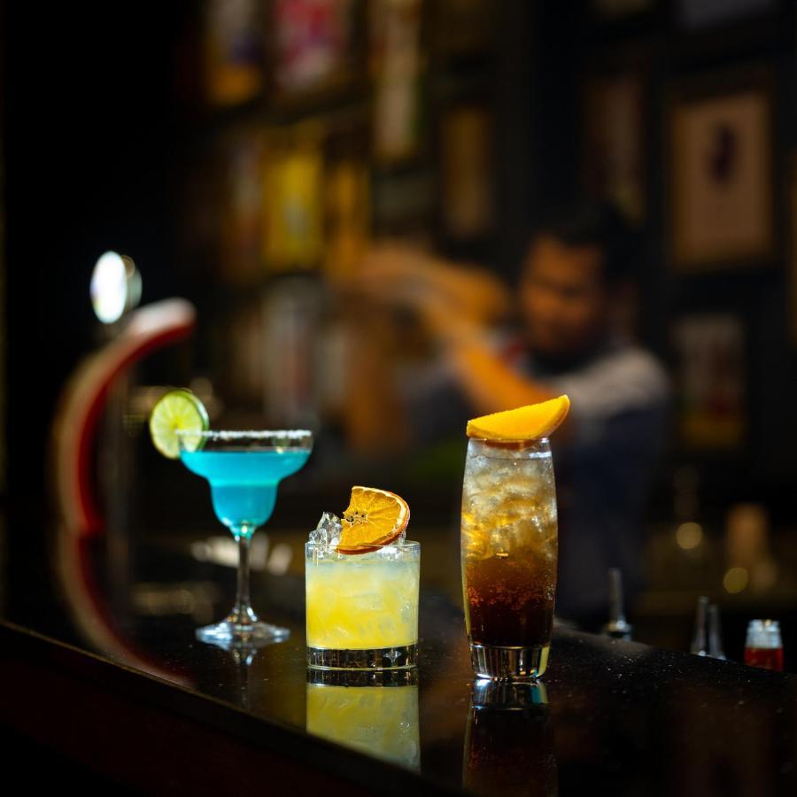 白莲花尊贵楼层酒店 暹粒 外观 照片